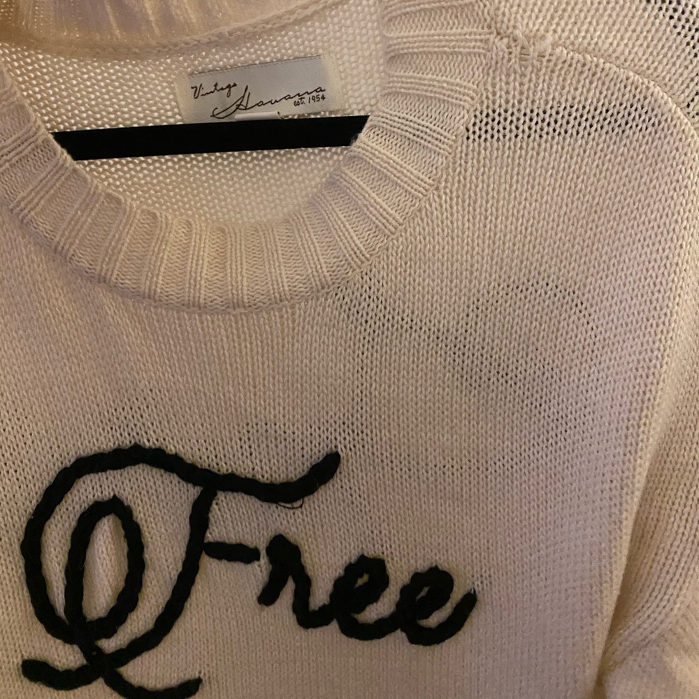 Scripted Sweater Size Large - image 5